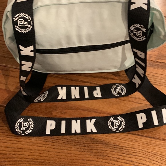 PINK Victoria’s Secret weekender tote bag - Picture 12 of 15